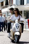 Volendam 20 juni 2007
Jan Smit en Yolanthe Cabau v Kasbergen  op scooter op de dijk