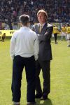 Arnhem, 20 April 2008 Kompetitiewedstrijd Vitesse-PSV, eindstand 0-1 Seizoen 2007/2008
PSV Landskampioen
De trainers Aad de mos en Sef Vergoossen voor aanvang van de wedstrijd