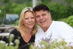 Brasschaat, 16 Mei 2008
De Eindhovense zanger Ad v d Hurk ( Andy de Witt ) gaat binnenkort trouwen met zijn belgische vriendin Nadia Stevens