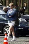 Laren 14 april 2008
Opnames Gooische vrouwen  met Linda de Mol Susan Visser Tjitske Reidinga en Alex Klaasen. Ze rijden in Gooische vrouwen met Linda de Mol haar porsche cabrio.