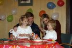 Den Haag 26 juni 2007
Fotomoment met Prins Willem Alexander Maxima Prinses Amalia Alexia en Ariane bij de koninklijke stallen. Prinses Alexia viert haar 2e verjaardag.