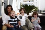 Amsterdam 13 mei 2009
feestje van blad mama bij strand west. Amanda Krabbe met kinderen
Peter Smulders bv