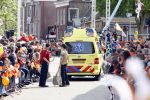 Makkum en Franeker30 april 2008
Koninginnedag 2008 met Koningin Beatrix Prins Willem Alexander Friso Constantijn Maurits Floris Pieter Christiaan Pieter v Vollenhoven en de prinsessen Maxima Laurentien Mabel Aimee Anita Margriet en Marilene. ambulance
Peter Smulders bv