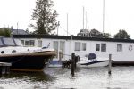 Kudelstaart 11 september 2007
Woonboot van andre v Duin.
