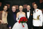 Rotterdam 16 december 2007
Premiere Evita in het nieuwe Luxor met oa Stanley Burleson Brigitte Heitzer en Roberto de GRoot. Andrew Lloyd Webber en Pieter v Vollenhoven zijn daarbij aanwezig.
