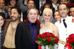 Rotterdam 16 december 2007
Premiere Evita in het nieuwe Luxor met oa Stanley Burleson Brigitte Heitzer en Roberto de GRoot. Andrew Lloyd Webber en Pieter v Vollenhoven zijn daarbij aanwezig.
