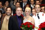 Rotterdam 16 december 2007
Premiere Evita in het nieuwe Luxor met oa Stanley Burleson Brigitte Heitzer en Roberto de GRoot. Andrew Lloyd Webber en Pieter v Vollenhoven zijn daarbij aanwezig.