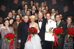 Rotterdam 16 december 2007
Premiere Evita in het nieuwe Luxor met oa Stanley Burleson Brigitte Heitzer en Roberto de GRoot. Andrew Lloyd Webber en Pieter v Vollenhoven zijn daarbij aanwezig. Joop v d Ende