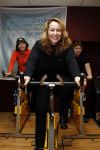 Amsterdam 10 december 2007
Angela Groothuizen fietsen voor het goede doel Mamacash.