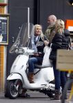 Amsterdam 15 januari 2009
Angela Kluivert met Justin op de vespa scooter
Peter Smulders bv