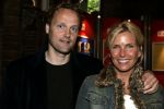 Amsterdam 5  juni 2004
Presentatie boek rode kruis en canon.
Anita Witzier met vriend
