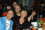 Amsterdam 19 december 2003
Orange Babies feest in Panama te Amsterdam.
Anita Witzier met sigaret. Peter Smulders bv