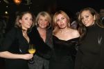 Amsterdam 12 maart 2005
Modeshow Mart Visser in het hilton.  
Anita v d Hoeven met dochter en Kitty Leeser