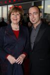 Rotterdam 16 december 2007
premiere Evita in het nieuwe Luxor theater. Annewil Blankers met zoon
