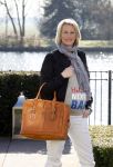 Nigtevecht 31 maart 2009
Anouk Smulders met principe tas.
Peter Smulders bv