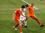 Basel 21 juni 2008
Nederland tegen Rusland in de kwart finale van de EK 2008 in zwitserland en Oostenrijk. Arshavin en Kalid Boulahrouz en Nigel de Jong