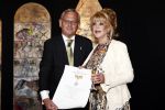 Noordwijk 17 mei 2009
Feest Astrid Engels bij de hotels van Oranje. Astrid Engels met de burgemeester
Peter Smulders bv