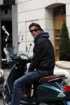 Amsterdam 28 april 2009
Bart Ettekoven op zijn vespa scooter
Peter Smulders bv