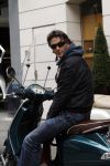 Amsterdam 28 april 2009
Bart Ettekoven op zijn vespa scooter
Peter Smulders bv
