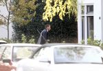 Baarn 23 april 2008
Bert Hulscher de ex van Mariska brengrt hun kinderen naar school en brengt daarna kleing naar zijn ex Mariska.
Peter Smulder s bv