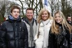 Kaatsheuvel 29 maart 2009
15 jarig bestaan van Princess in de efteling. Bert v Leeuwen met vrouw en kinderen
Peter Smulders bv
