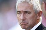 Eindhoven, 23 September 2007 Seizoen 2007/2008 Kompetitewedstrijd PSV-Feyenoord, eindstand 4-0
Feyenoord-trainer Bert v Marwijk