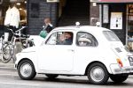 Amsterdam 4 maart 2008
Bram Moszkowicz in zijn fiat 500 old timer.
Peter Smulders bv