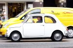 Amsterdam 4 maart 2008
Bram Moszkowicz in zijn fiat 500 old timer.
Peter Smulders bv