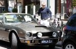 Amsterdam 24 mei 2008
Bram Moszkowicz goed afgevallen en met zijn old timer Aston Martin uit 1970.
