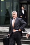 Amsterdam 29 oktober 2007
Rechtzaak  tegen de hells angels . oa Bram Moszkowicz en Big Willem v Boxtel zijn aanwezig.