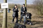 Diemen 14 februari 2009
Bridget Maasland vriend Pepijn zoon Mees en hond doen mee met tocht voor het goede doel ivm honden in het Diemer Bos.
Peter Smulders bv