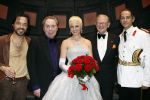 Rotterdam 16 december 2007
Premiere Evita in het nieuwe Luxor met oa Stanley Burleson Brigitte Heitzer en Roberto de GRoot. Andrew Lloyd Webber en Pieter v Vollenhoven zijn daarbij aanwezig.