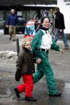 Lech 11 februari 2005
Brigitte Klynstra met zoontje in Lech