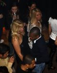 Amsterdam 24 januari 2009
Openingsfeest fashion tv in odeon. 
Bryan Roy met een vriendin