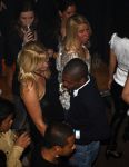 Amsterdam 24 januari 2009
Openingsfeest fashion tv in odeon. 
Bryan Roy met een vriendin