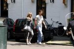 Amsterdam 14 mei 2009
Candy Dulfer met haar nieuwe vriend op de cornelis schuytstraat. ze gingen oa naar de apotheek.
Peter Smulders bv