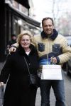 Amsterdam 8 januari 2007
Carlo Boszhard met zijn moeder op de pc hooftstraat aan het winkelen.