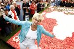 Lisse 9 mei 2009
Caroline Tensen tijdens NCRV loop in de keukenhof. De opbrengst gaat naar orange babies.
Peter Smulders bv