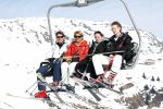 Serfaus 28 februari 2008
Carolien Tensen met vriend Peter Gallas en dochter Lotte op ski vakantie .
Peter Smulders bv
