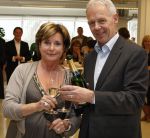 Lelystad, 11 Mei 2009
In werking stellen van de nieuwe website van Catherine Keyl
Hier samen met haar zakenpartner Peter v Druenen van Exed
Foto Peter Smulders BV