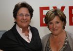 Lelystad, 11 Mei 2009
In werking stellen van de nieuwe website van Catherine Keyl
Hiero op de foto met haar jongere zus
Foto Peter Smulders BV