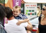 Amsterdam 7 juni 2008
Marc Overmars en zijn vrouw Chantal v Woensel met hun kinderen en zoons van broer bij dag voor ADHD op de toekomst bij ajax.
