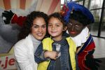 Rotterdam 25 november 2007
Premiere Feest van sinterklaas in ahoy. Chimene v Oosterhout met zoon