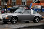 Amsterdam 10 maart 2008
Chris Zegers bellend in zijn old timer porsche.
Peter Smulders bv