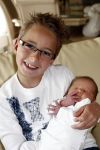 Fijnaart 11 mei 20-09
Frans en Mariska bauer met hun lasatste aanwinst Lucas. Ook Christiaan Frans en Jan waren natuurlijk aanwezig.
Peter Smulders bv