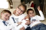 Fijnaart 11 mei 20-09
Frans en Mariska bauer met hun lasatste aanwinst Lucas. Ook Christiaan Frans en Jan waren natuurlijk aanwezig.
Peter Smulders bv
