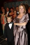 Amsterdam 5 oktober 2007
Koningin Beatrix Joop  v d Ende en Janine v d Ende bij de premiere van Ciske de Rat in Carre.  Ciske met moeder
