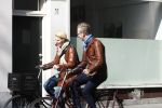 Amsterdam 20 maart 2009
Cor Bakker met zijn nieuwe vriendin op de fiets in Amsterdam.
Peter Smulders bv