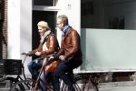 Amsterdam 20 maart 2009
Cor Bakker met zijn nieuwe vriendin op de fiets in Amsterdam.
Peter Smulders bv