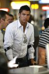 Amsterdam 8 juli 2008
Cristiano Ronaldo op krukken op vliegveld Schiphol nadat hij in Amsterdam geopereerd is aan zijn enkel.